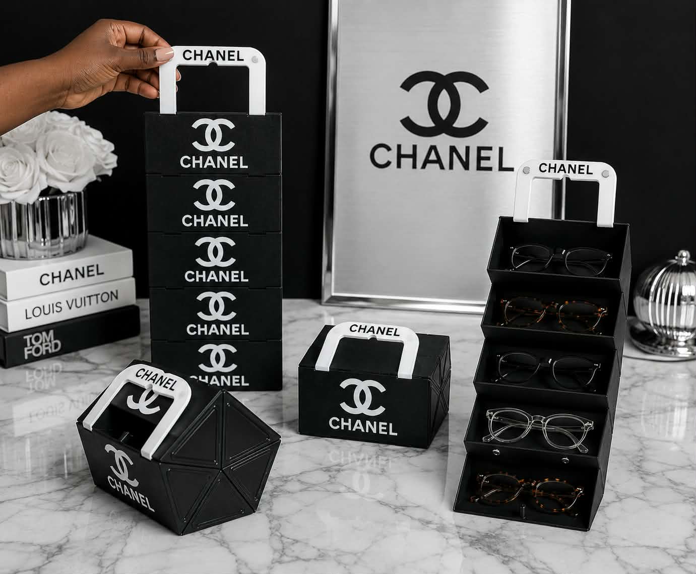 CUSTOM EYE GLASS CASE