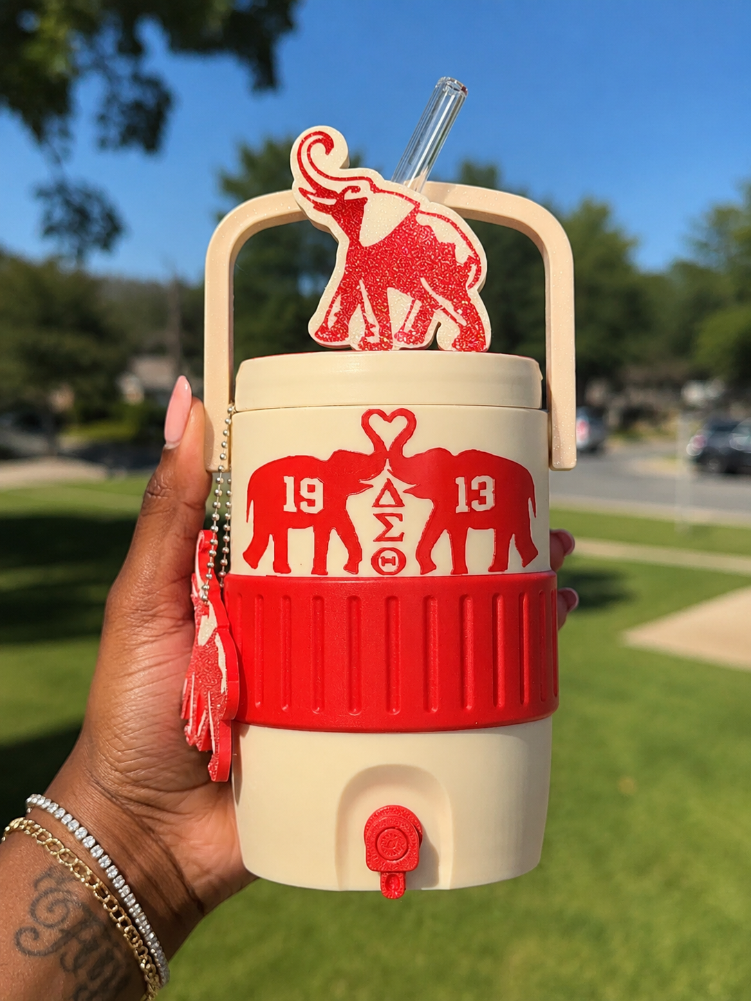 DELTA CAN HOLDER