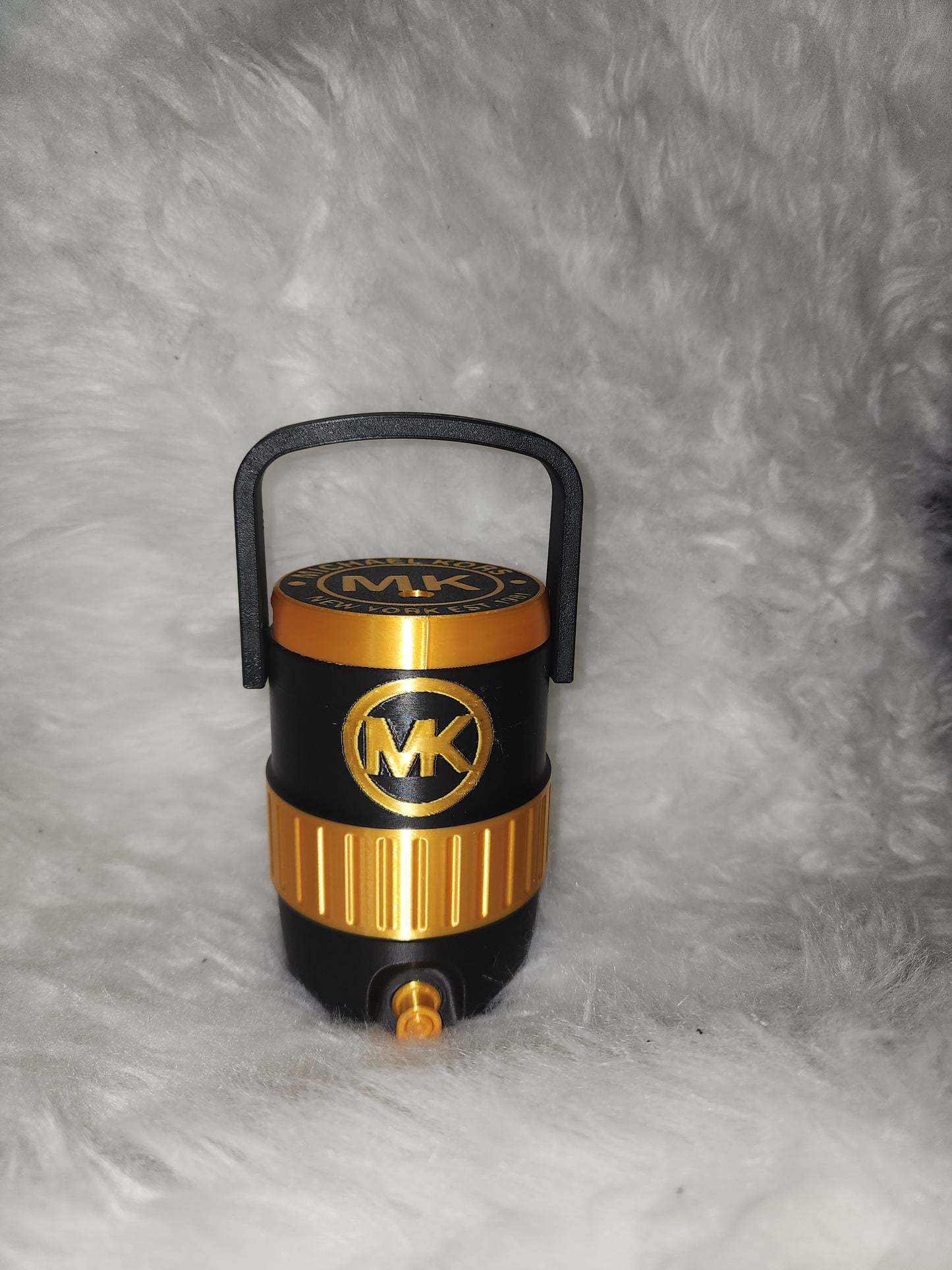 MK Can Holder